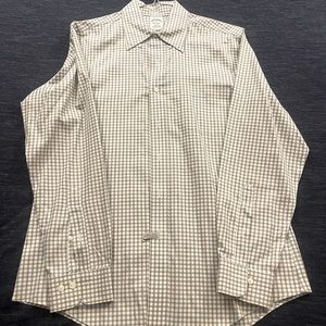 Brooks Brothers Men’s Shirt Size:M